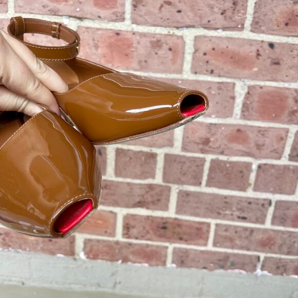 Burberry Brown Patent Leather Dill Kitten Heel Ankle Cuff Pumps Heels 38 Satin - Picture 8 of 14